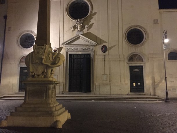 Mamma Roma - Piazza della Minerva