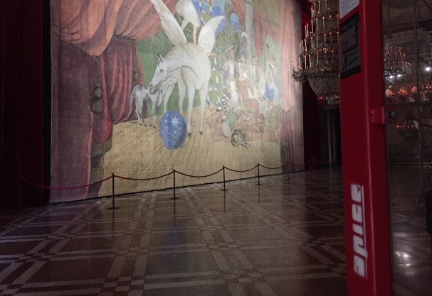 Allestimento Picasso Parade al Museo di Capodimonte